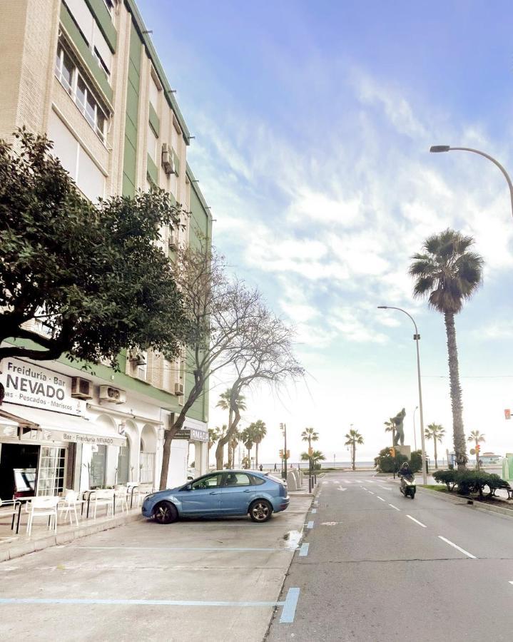 Holidays2Malaga Tomas De Echeverria 150 Mts To Beach & High Speed Wifi & Parking Lejlighed Eksteriør billede