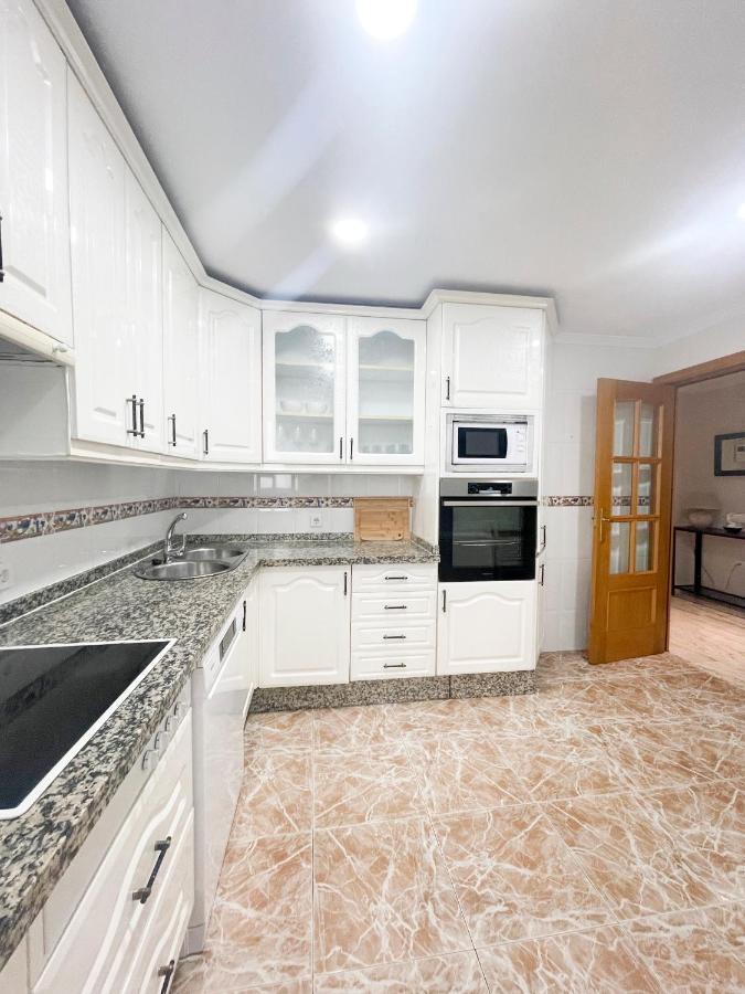 Holidays2Malaga Tomas De Echeverria 150 Mts To Beach & High Speed Wifi & Parking Lejlighed Eksteriør billede
